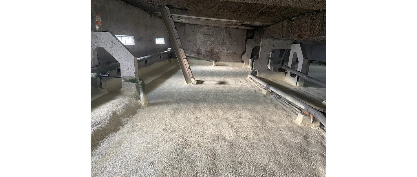 The attic is insulated with polyurethane foam